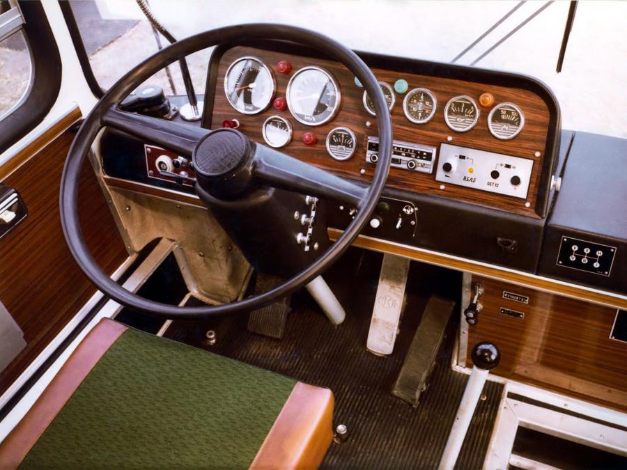  Ikarus 255 1972 года  (фото 15 из 15)